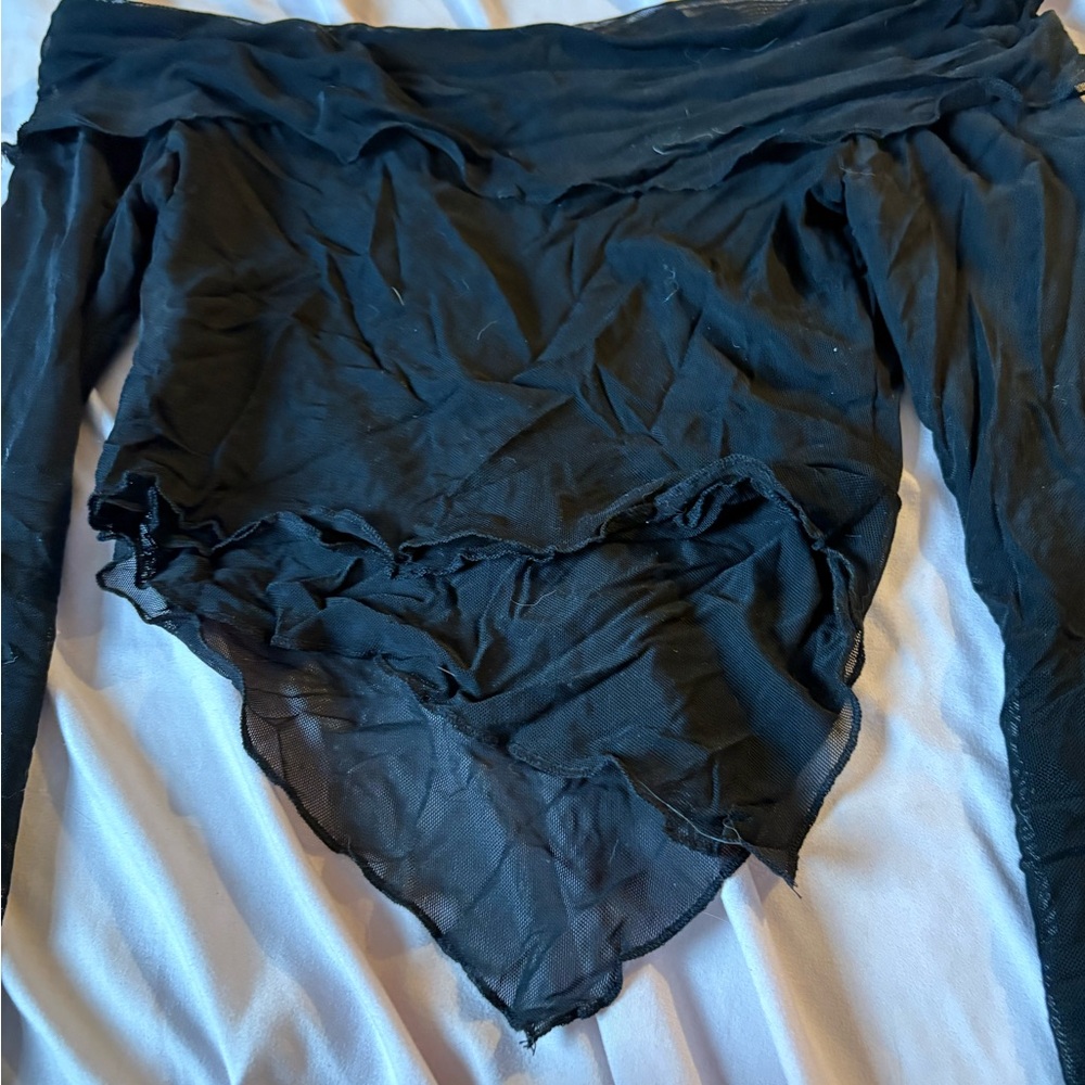 2/25$🍓⭐️ Elegant Black Sheer Women's Top